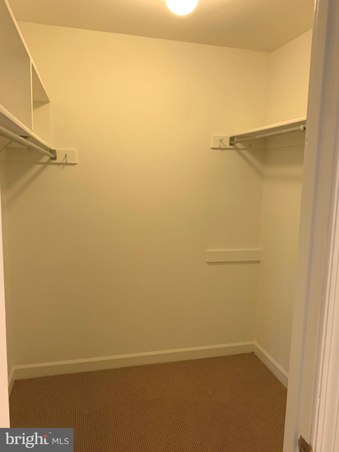 OLD GEORGETOWN VILLAGE - Residential Lease