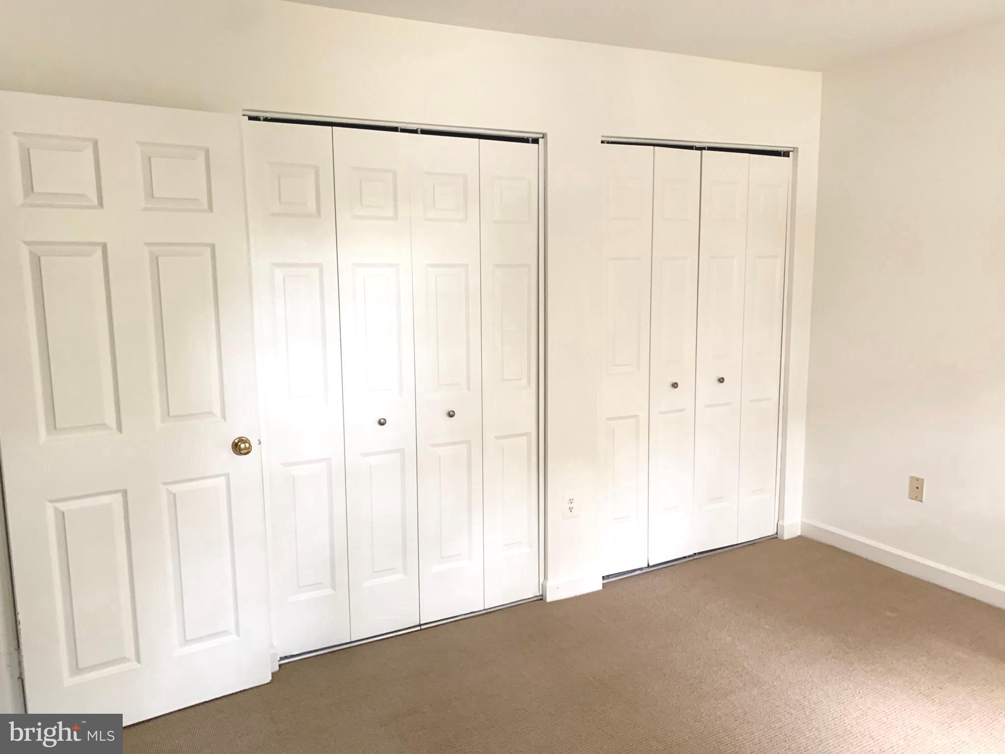 OLD GEORGETOWN VILLAGE - Residential Lease