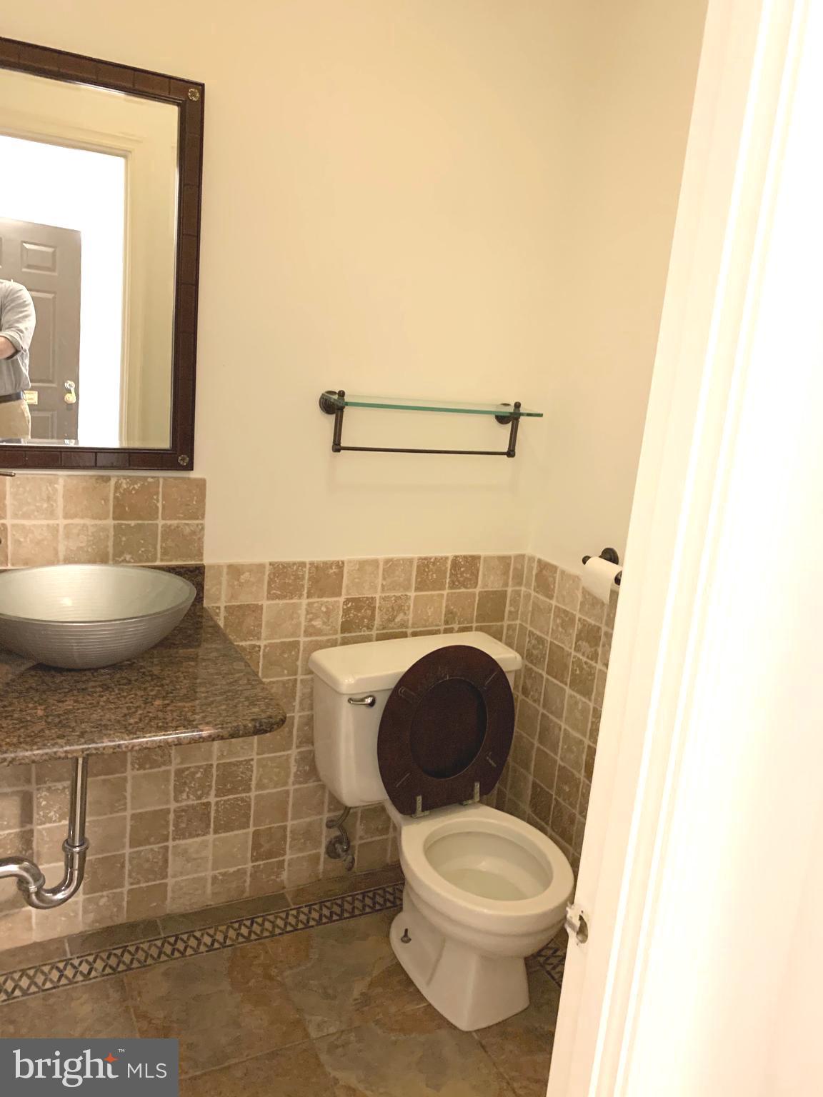 OLD GEORGETOWN VILLAGE - Residential Lease