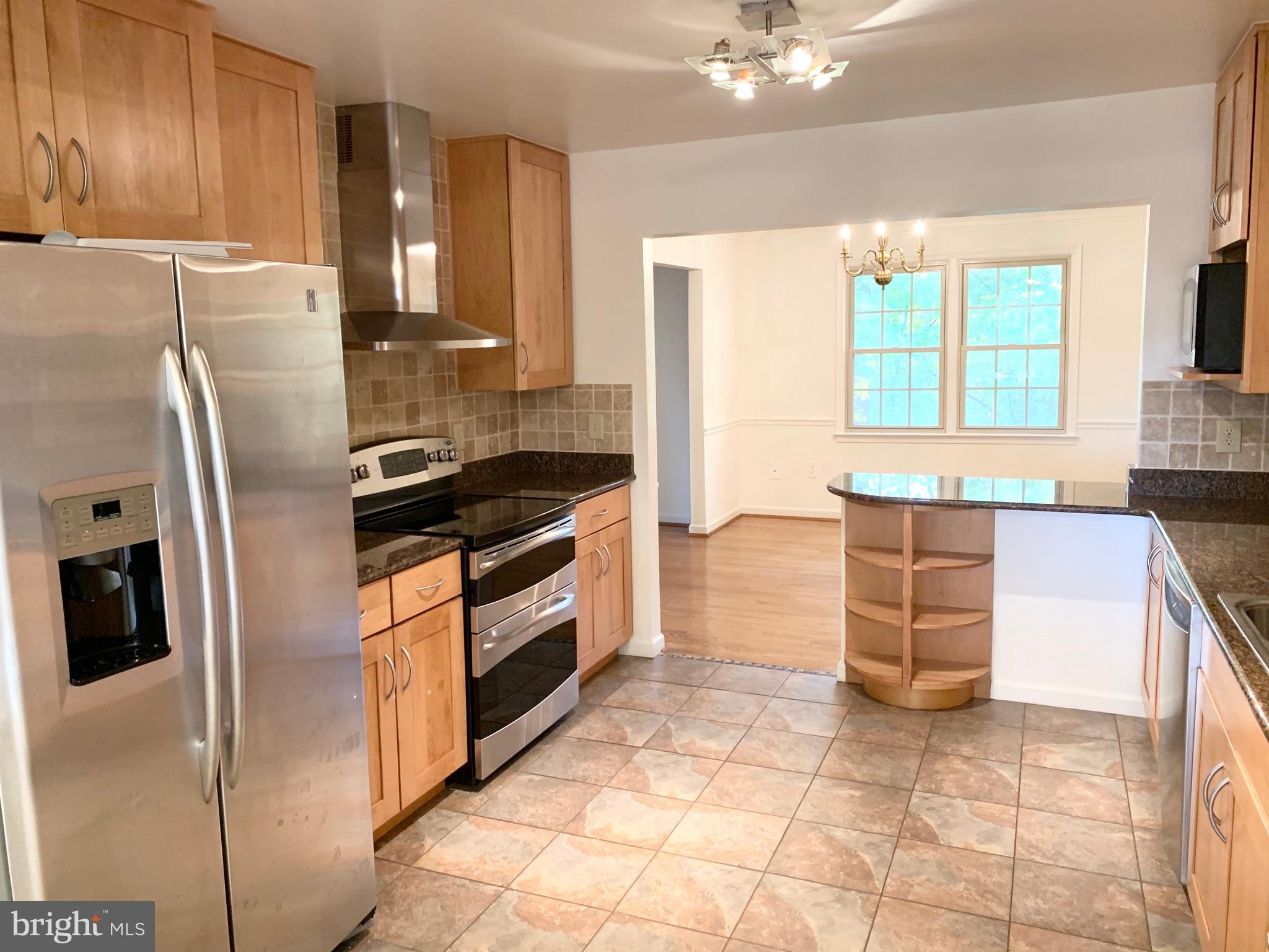 OLD GEORGETOWN VILLAGE - Residential Lease