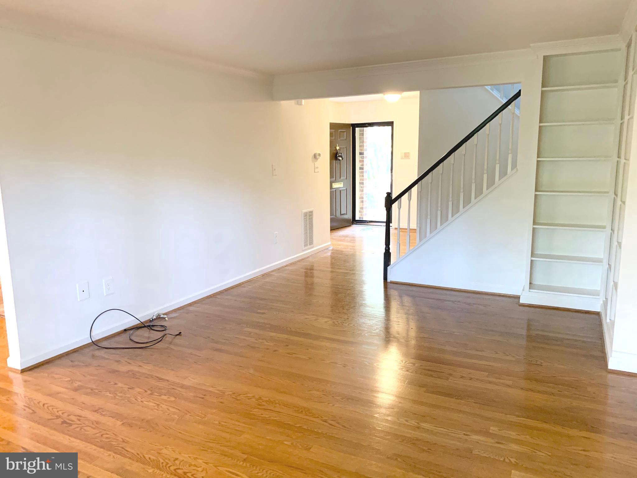 OLD GEORGETOWN VILLAGE - Residential Lease