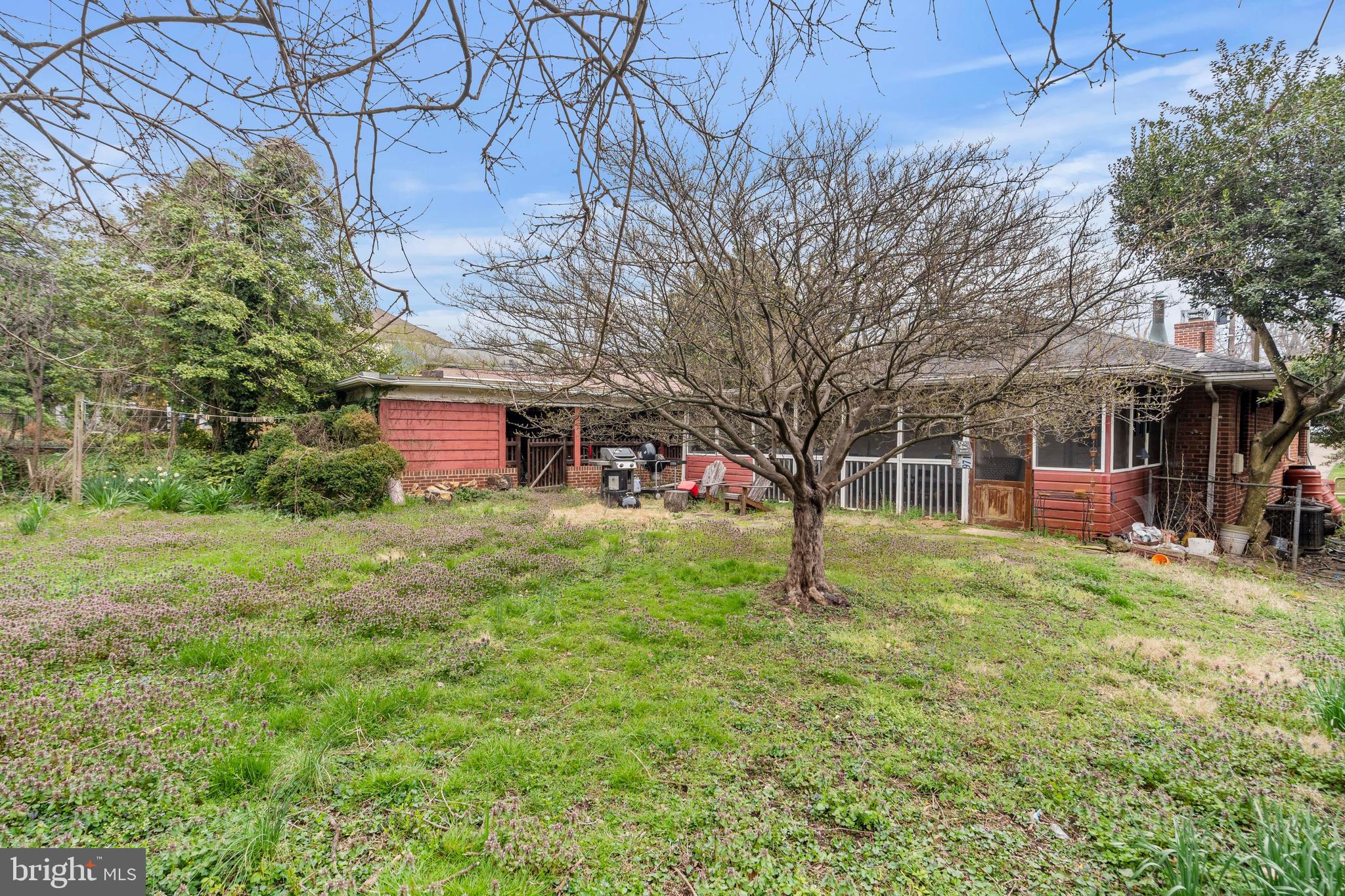 TUCKAHOE VILLAGE - Residential