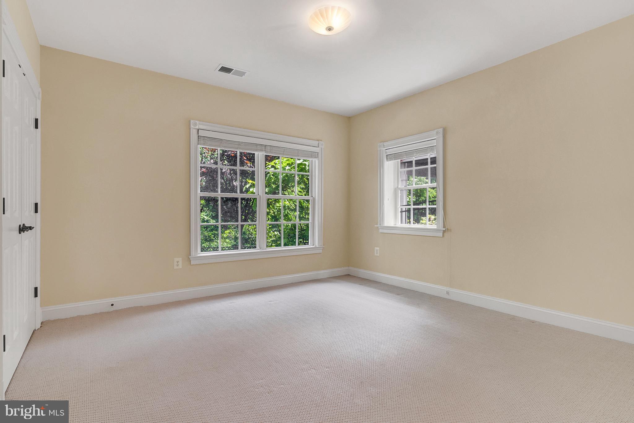 PICKETT'S RESERVE - Residential