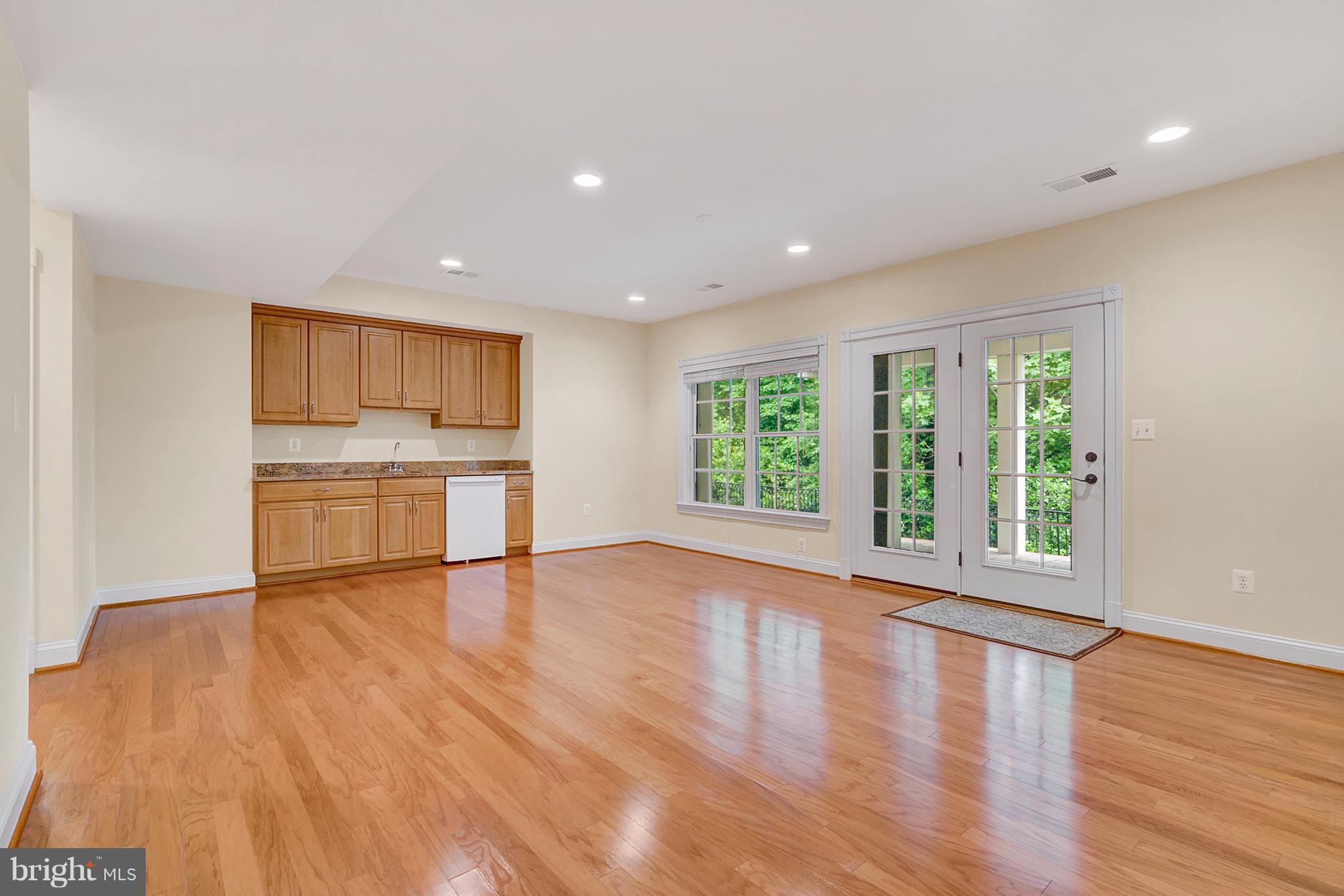 PICKETT'S RESERVE - Residential