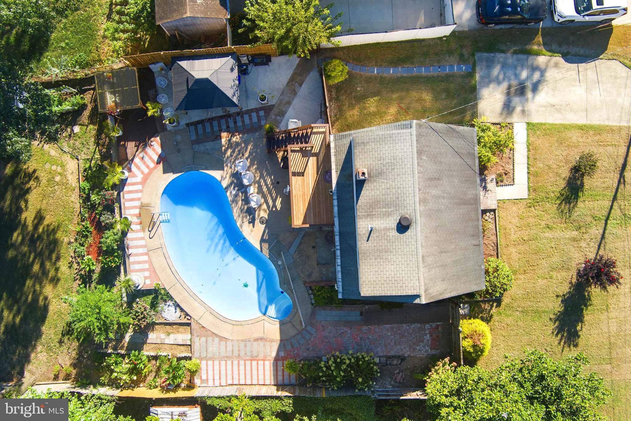 1407 COLCHESTER ROAD