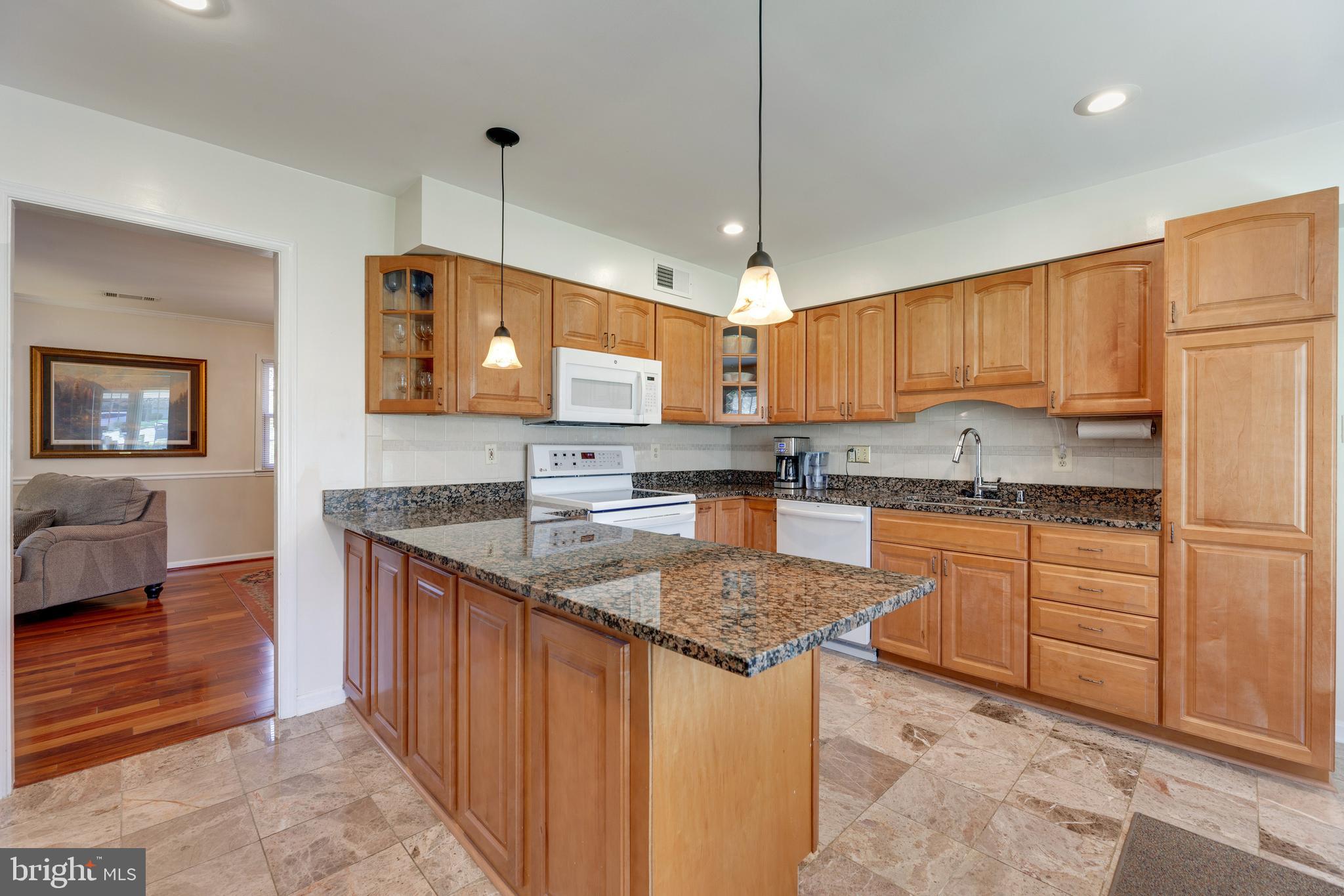 CHAPELWOOD - Residential