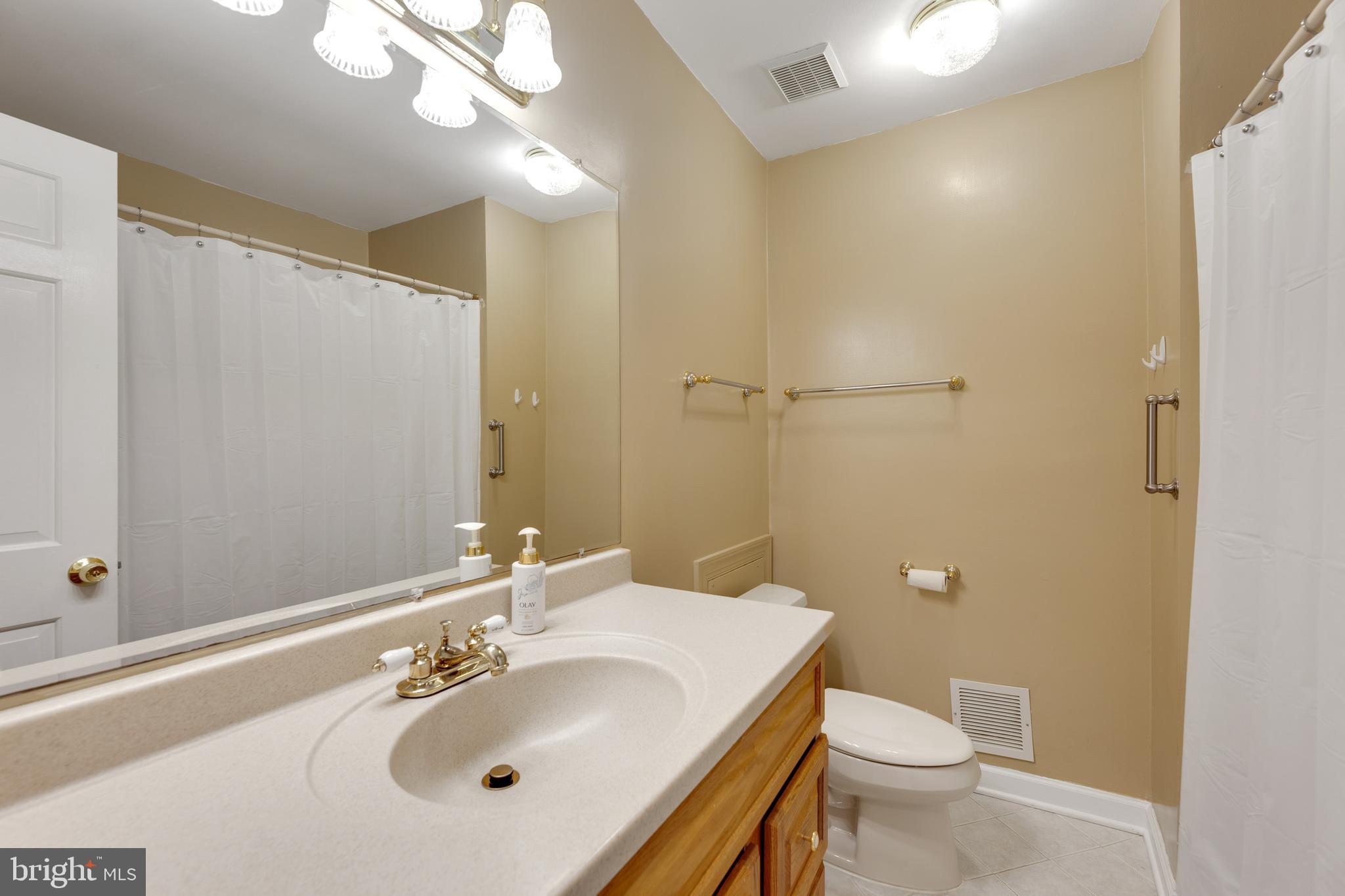 CHAPELWOOD - Residential