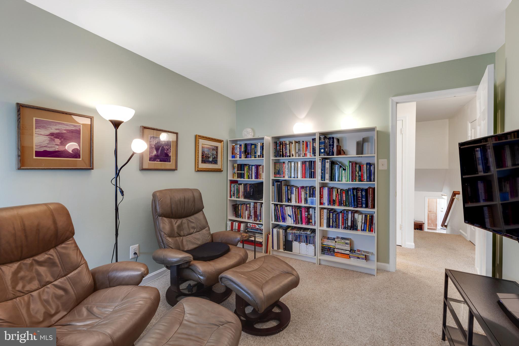 CHAPELWOOD - Residential