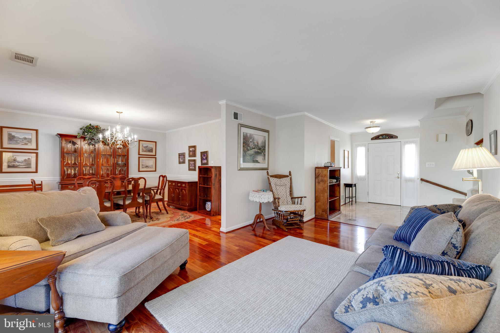 CHAPELWOOD - Residential