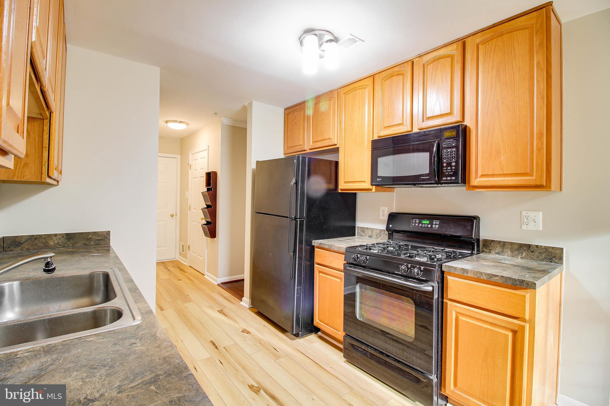 ENCLAVE AT SEVEN OAKS - Residential Lease