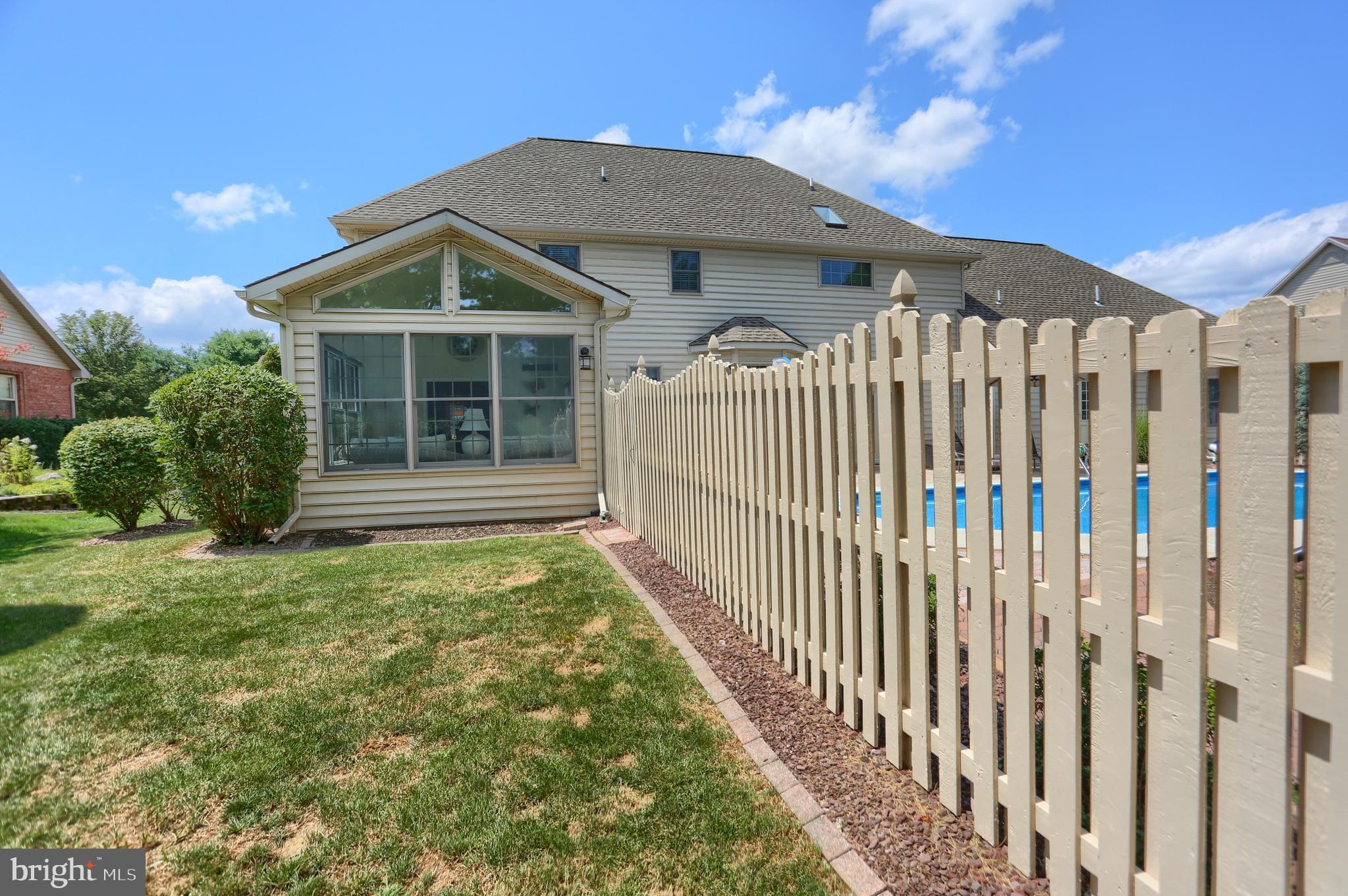 SOUTH MIDDLETON TWP - Residential