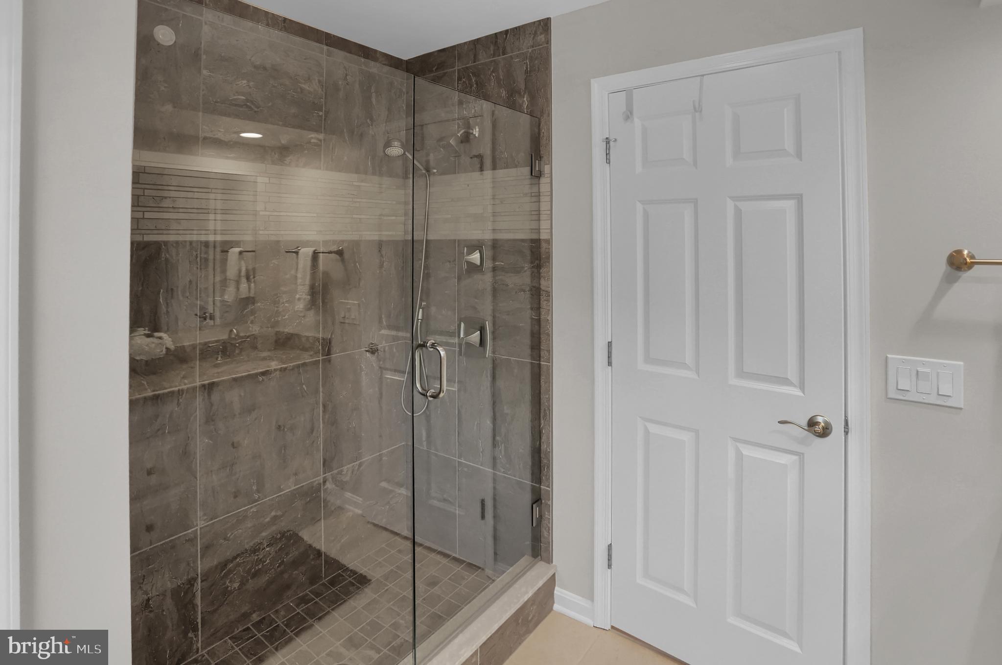 SOUTH MIDDLETON TWP - Residential