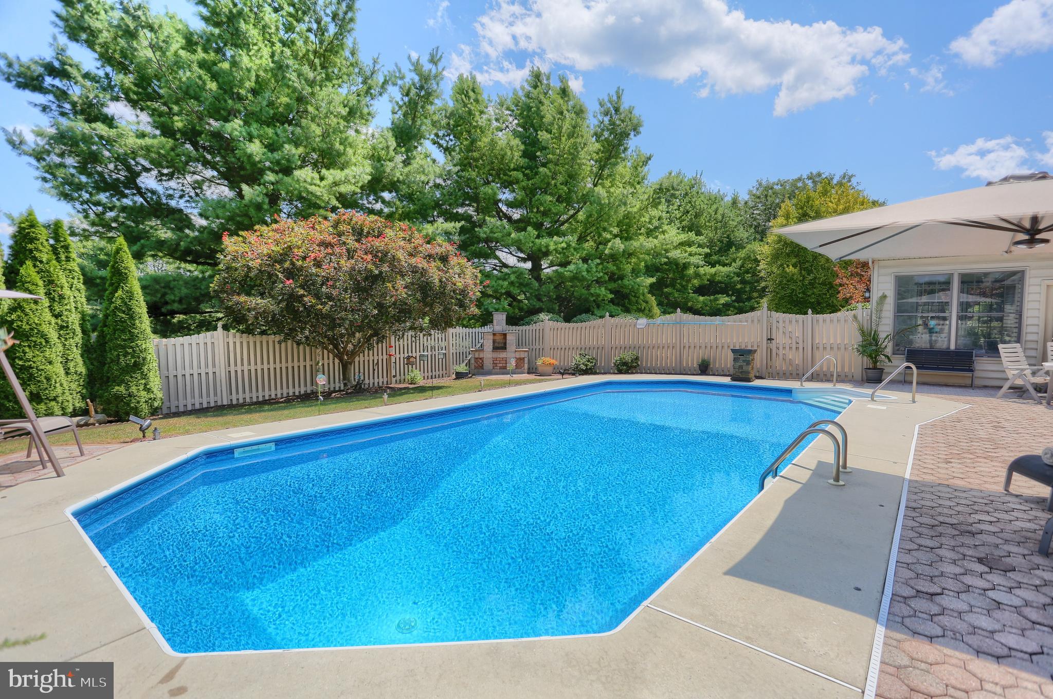 SOUTH MIDDLETON TWP - Residential