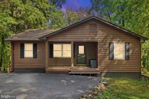 141 POCAHONTAS ROAD FRONT ROYAL VA 22630