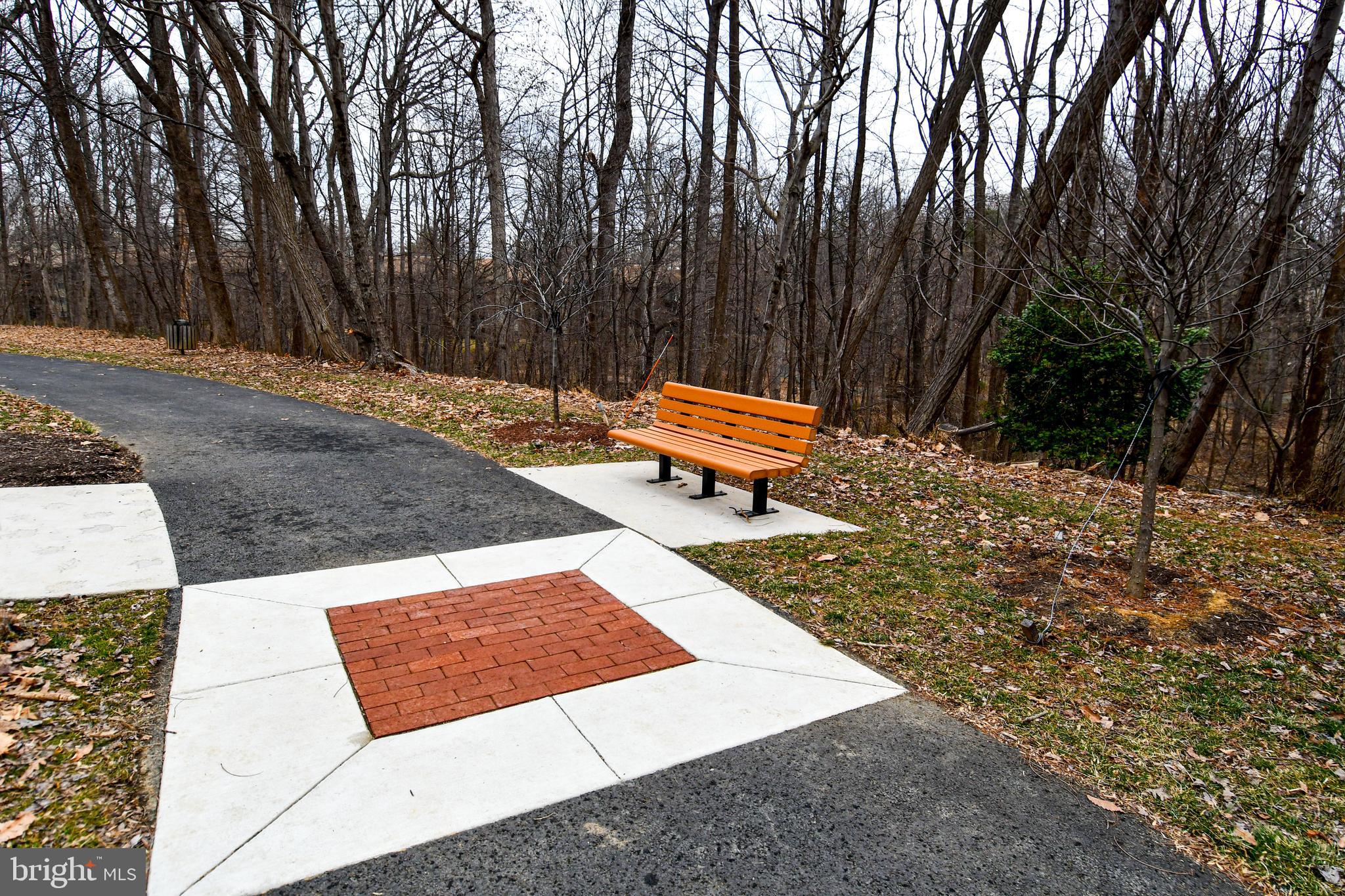 HUNTERS WOODS VILLAGE - Residential