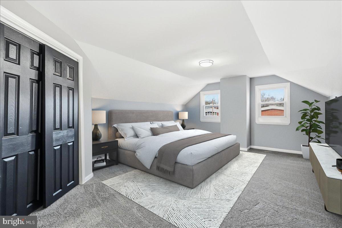 WILLIAMSBURG - Residential