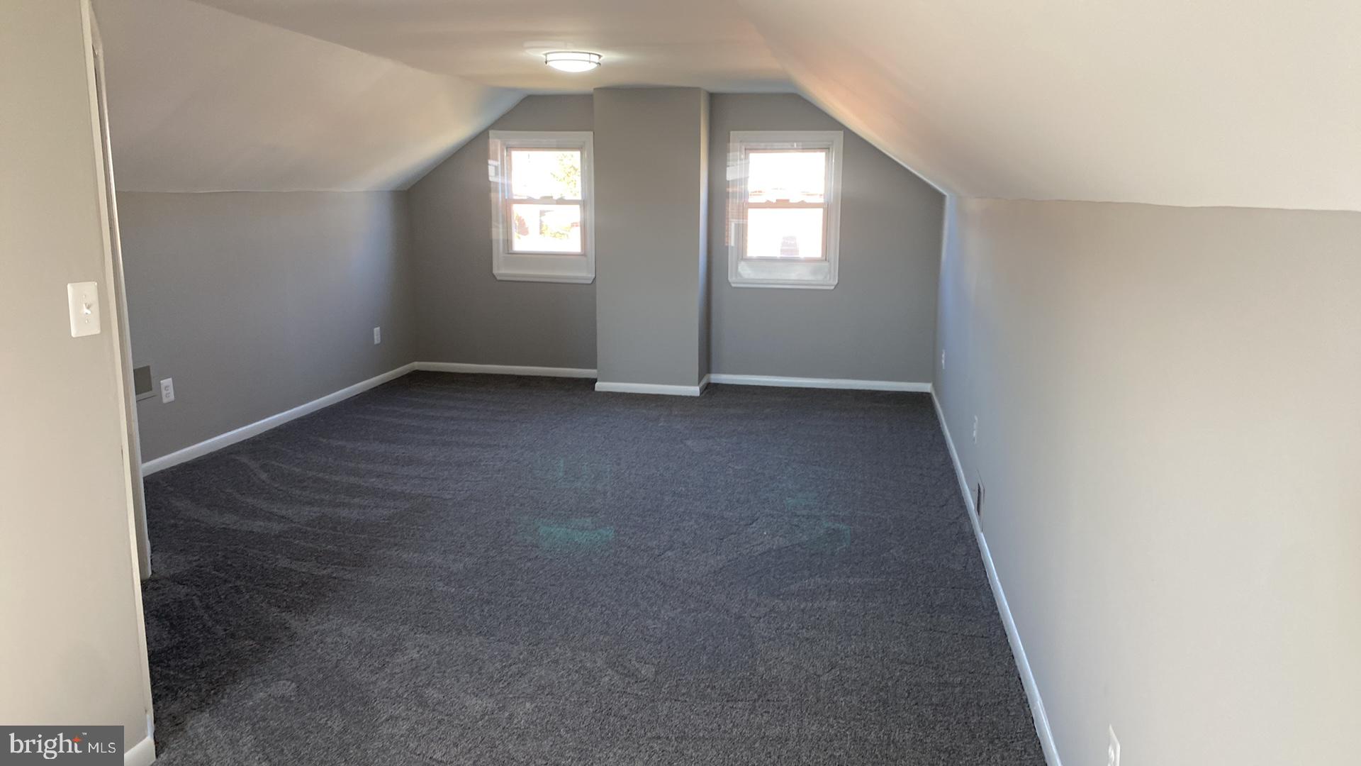 WILLIAMSBURG - Residential