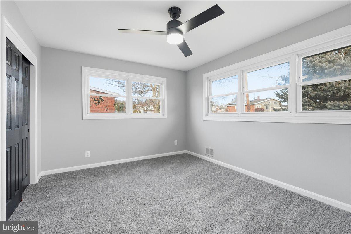 WILLIAMSBURG - Residential