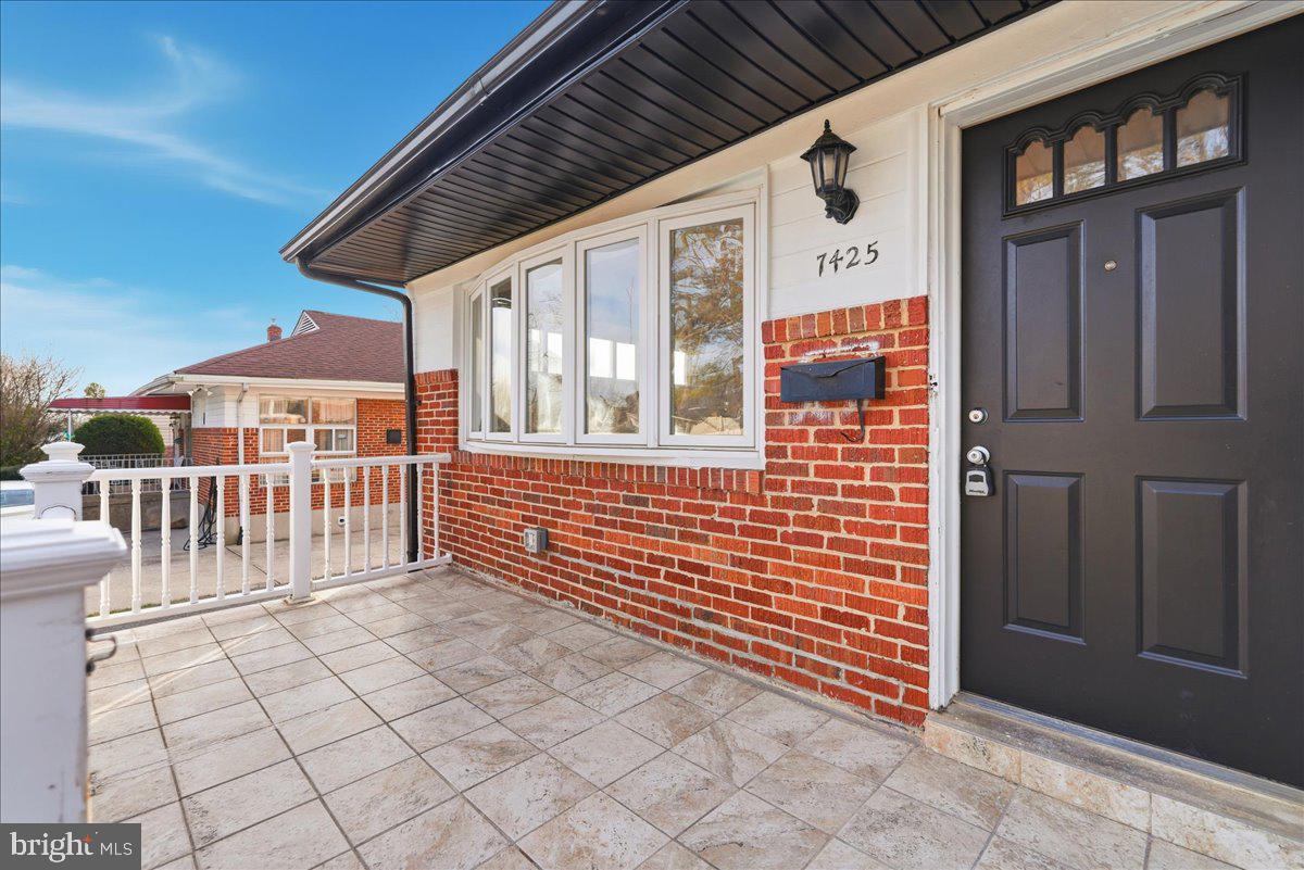 WILLIAMSBURG - Residential