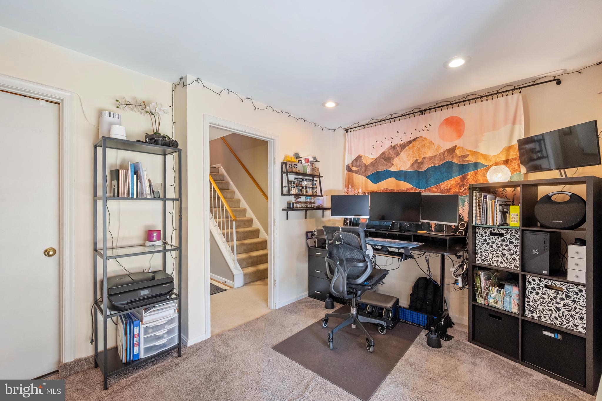 REGENTS WALK - Residential