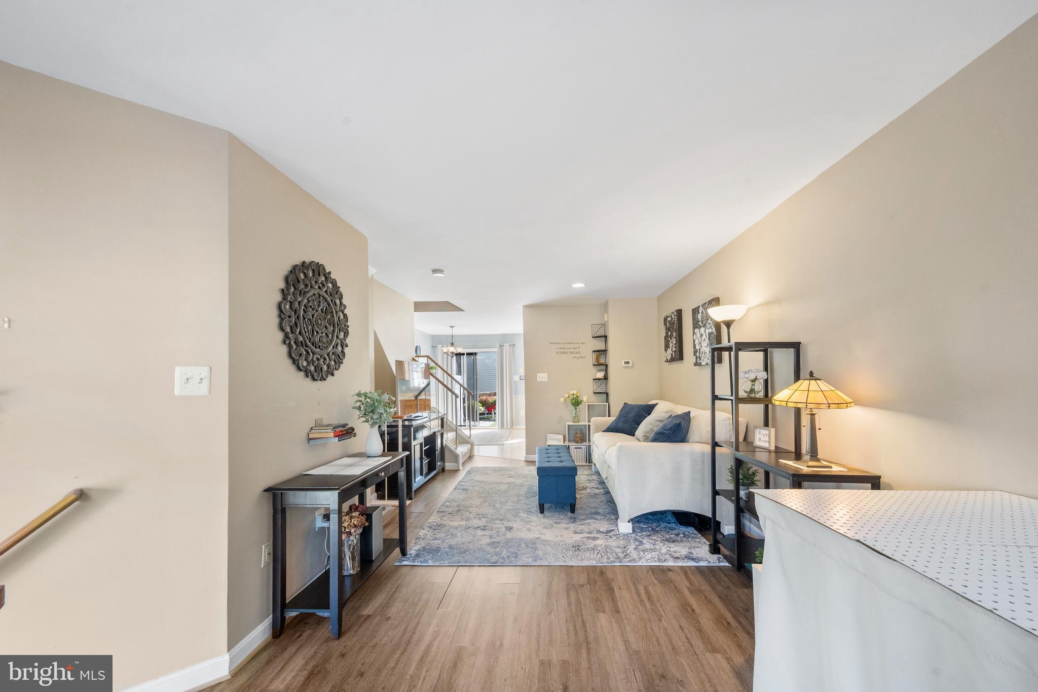 REGENTS WALK - Residential