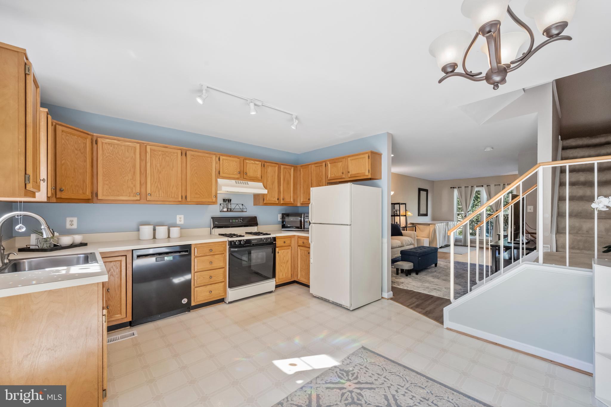 REGENTS WALK - Residential