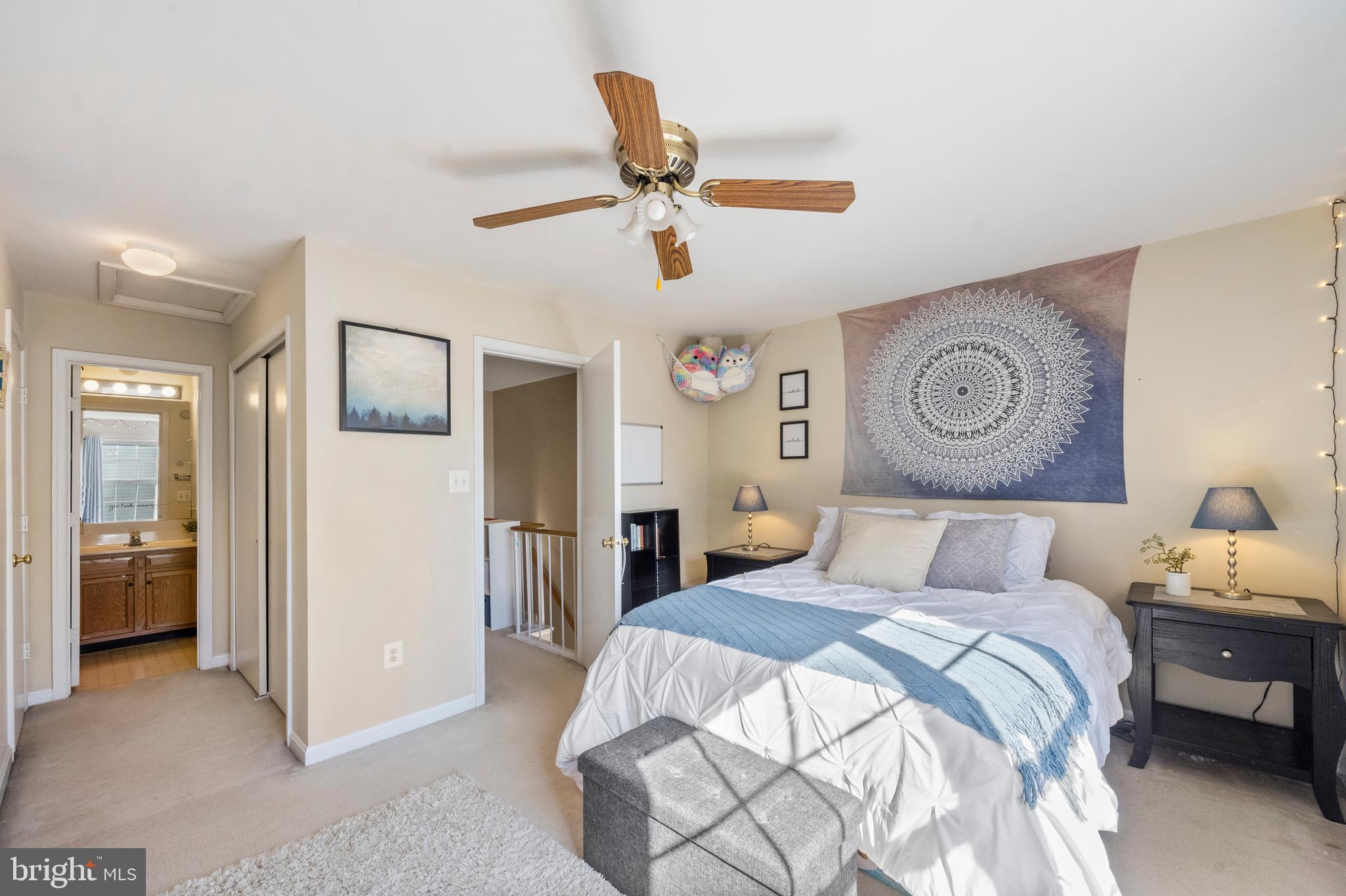 REGENTS WALK - Residential