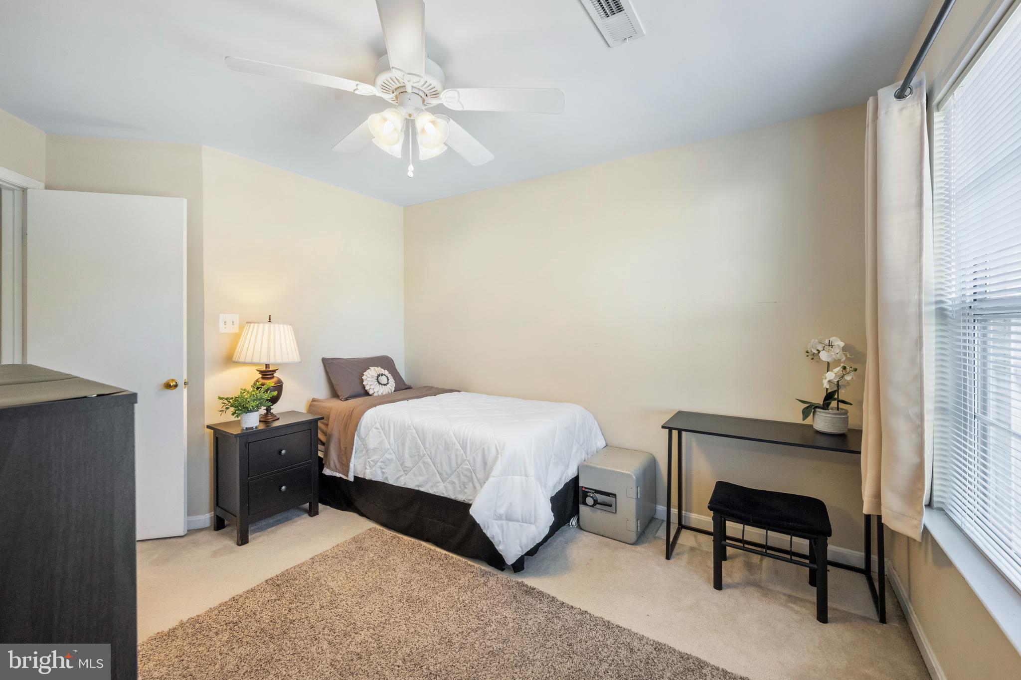 REGENTS WALK - Residential