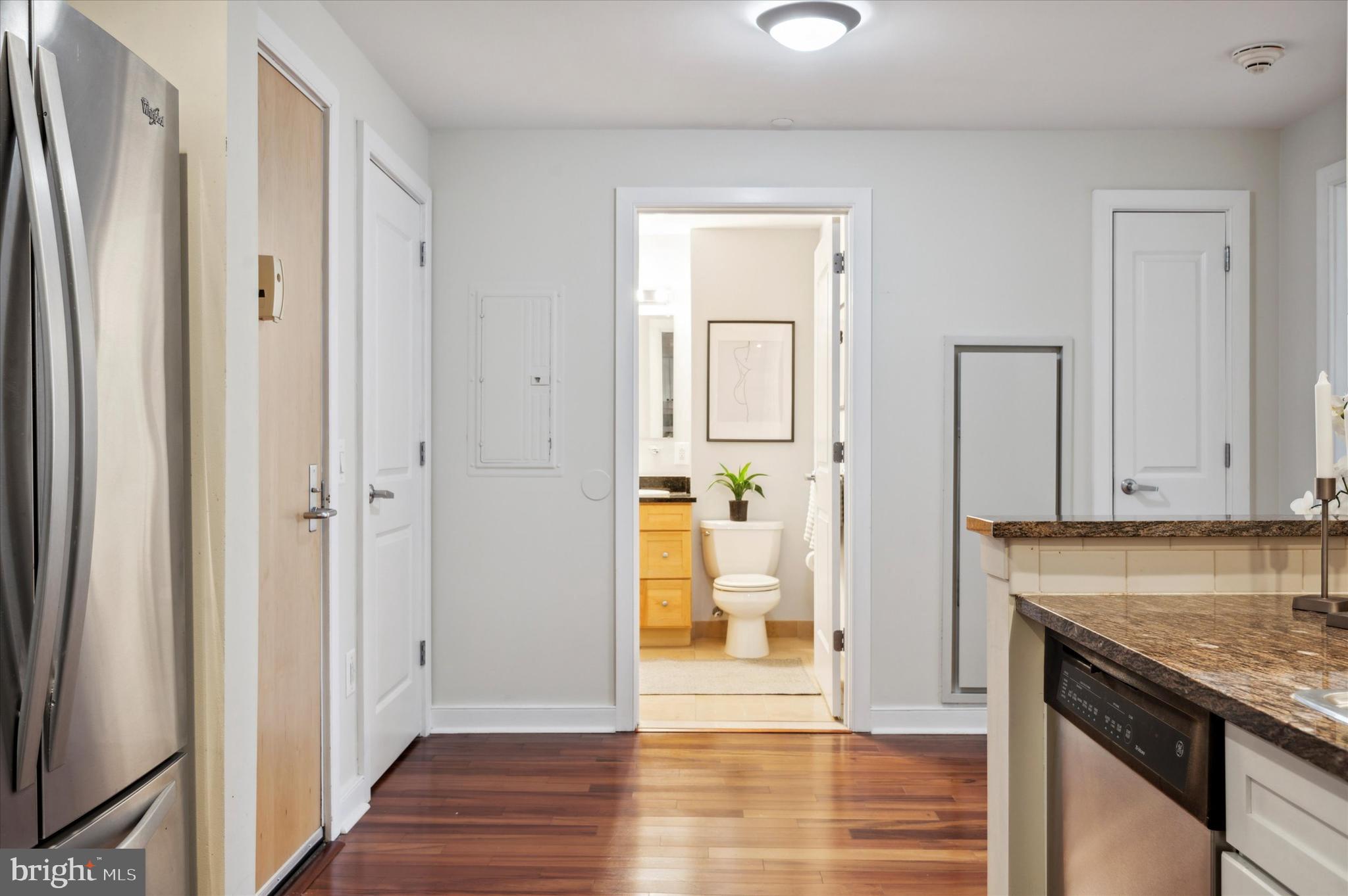 AVENUE OF THE ARTS - Residential