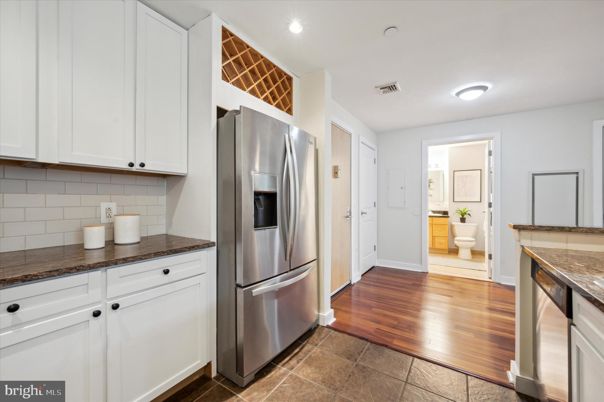 AVENUE OF THE ARTS - Residential