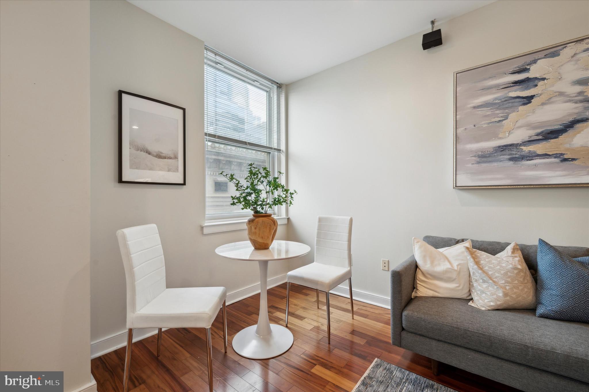 AVENUE OF THE ARTS - Residential