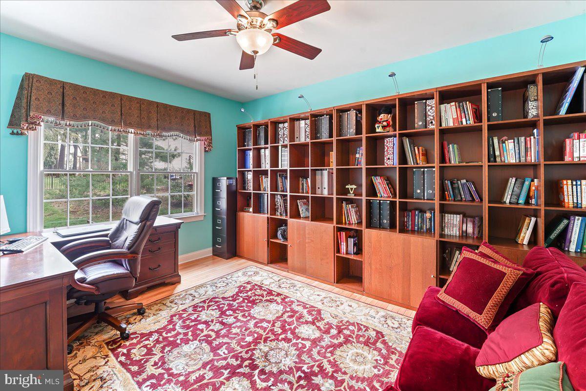 SWEDESFORD CHASE - Residential