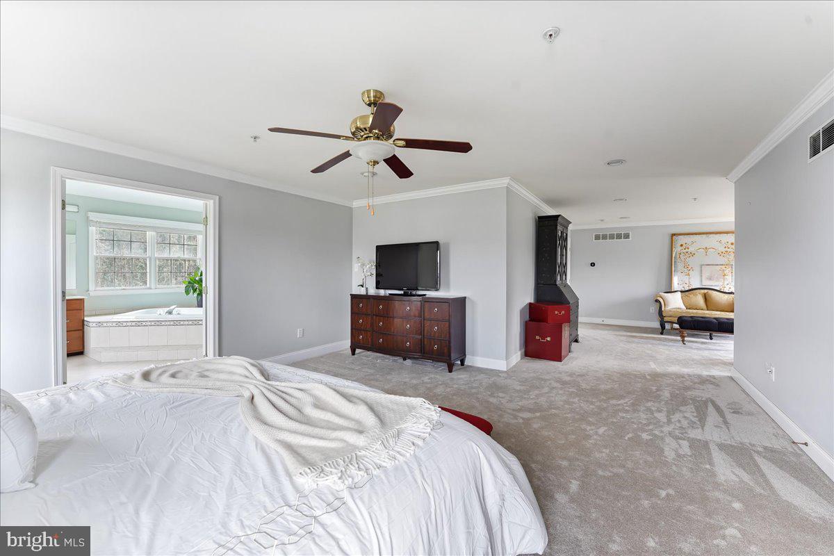 SWEDESFORD CHASE - Residential