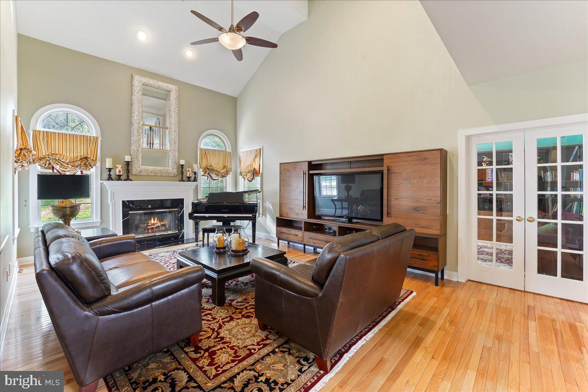 SWEDESFORD CHASE - Residential