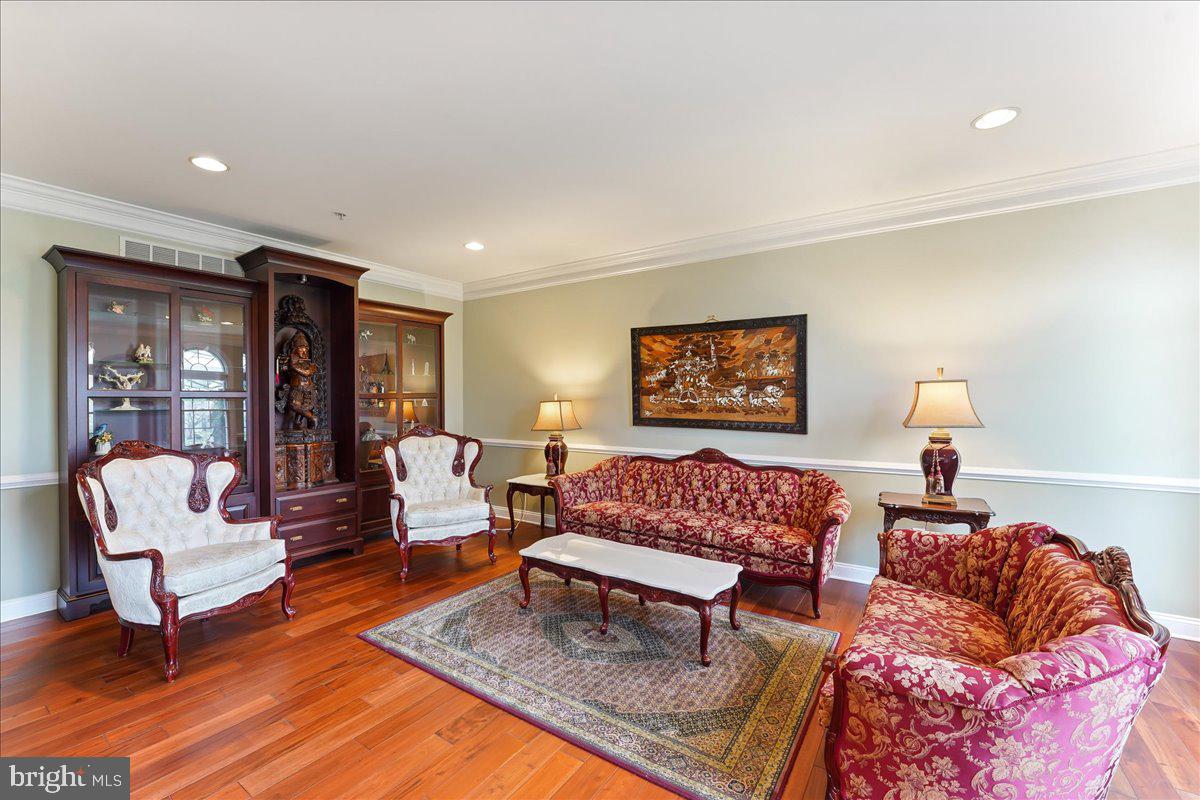 SWEDESFORD CHASE - Residential