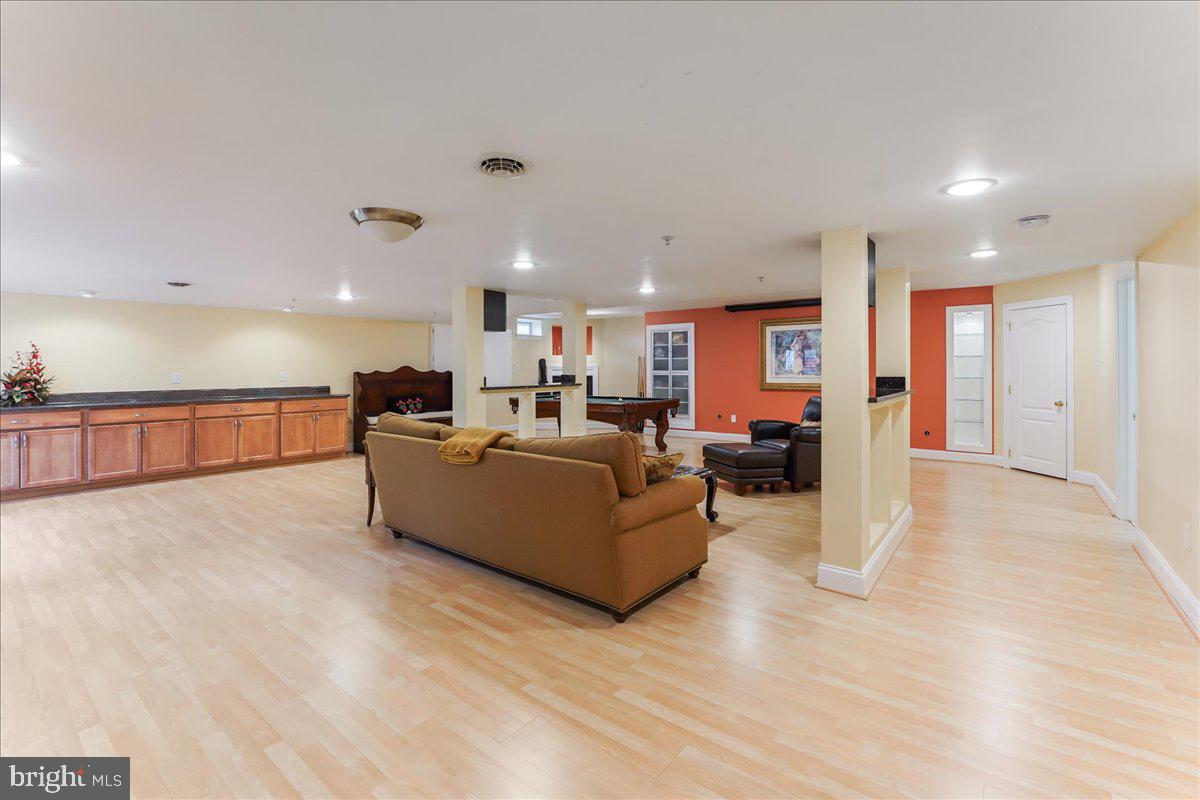 SWEDESFORD CHASE - Residential