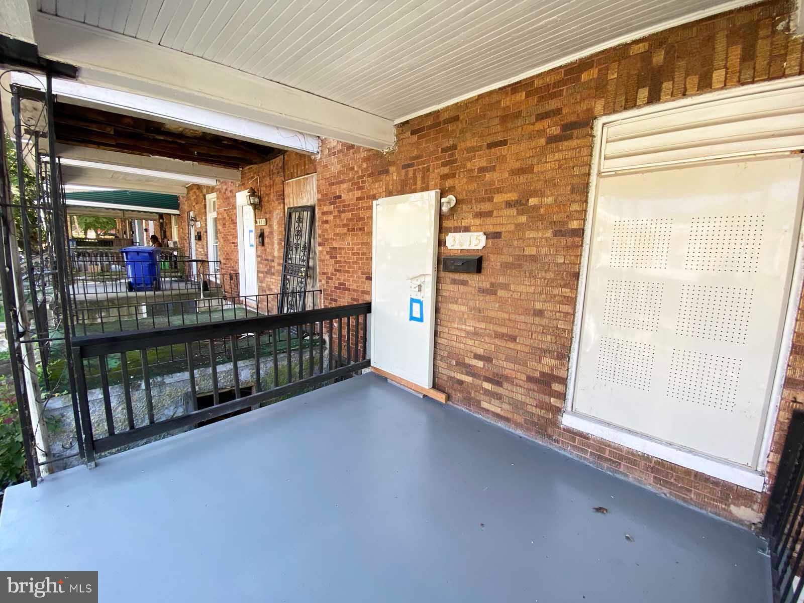ROSEMONT - Residential Lease