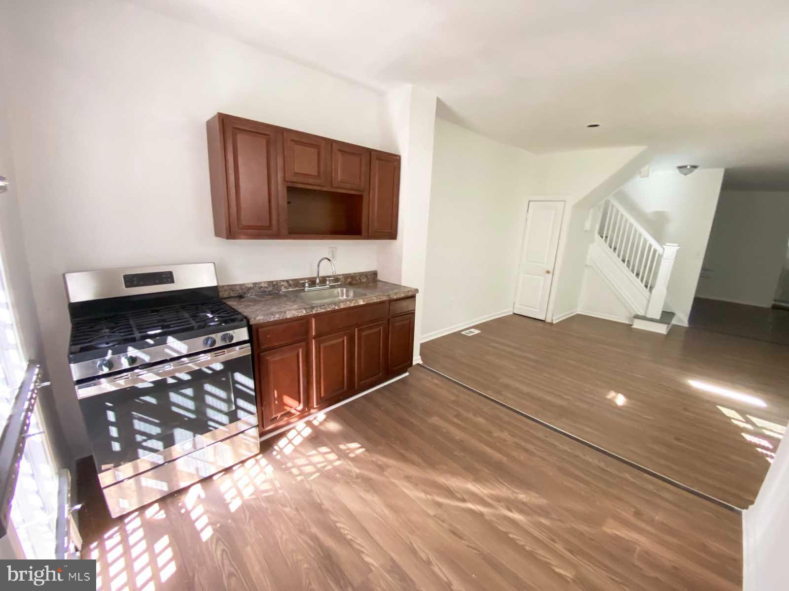 ROSEMONT - Residential Lease