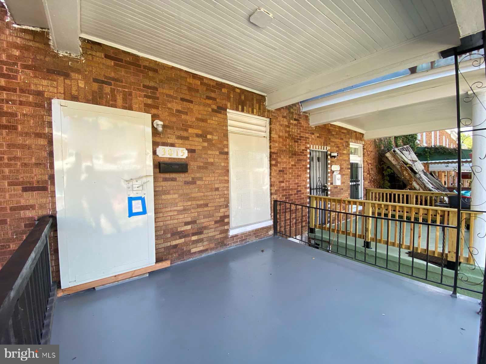 ROSEMONT - Residential Lease