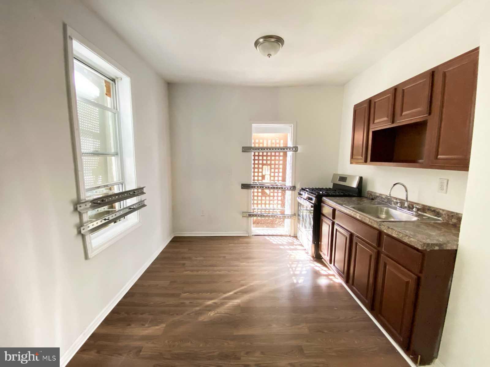 ROSEMONT - Residential Lease