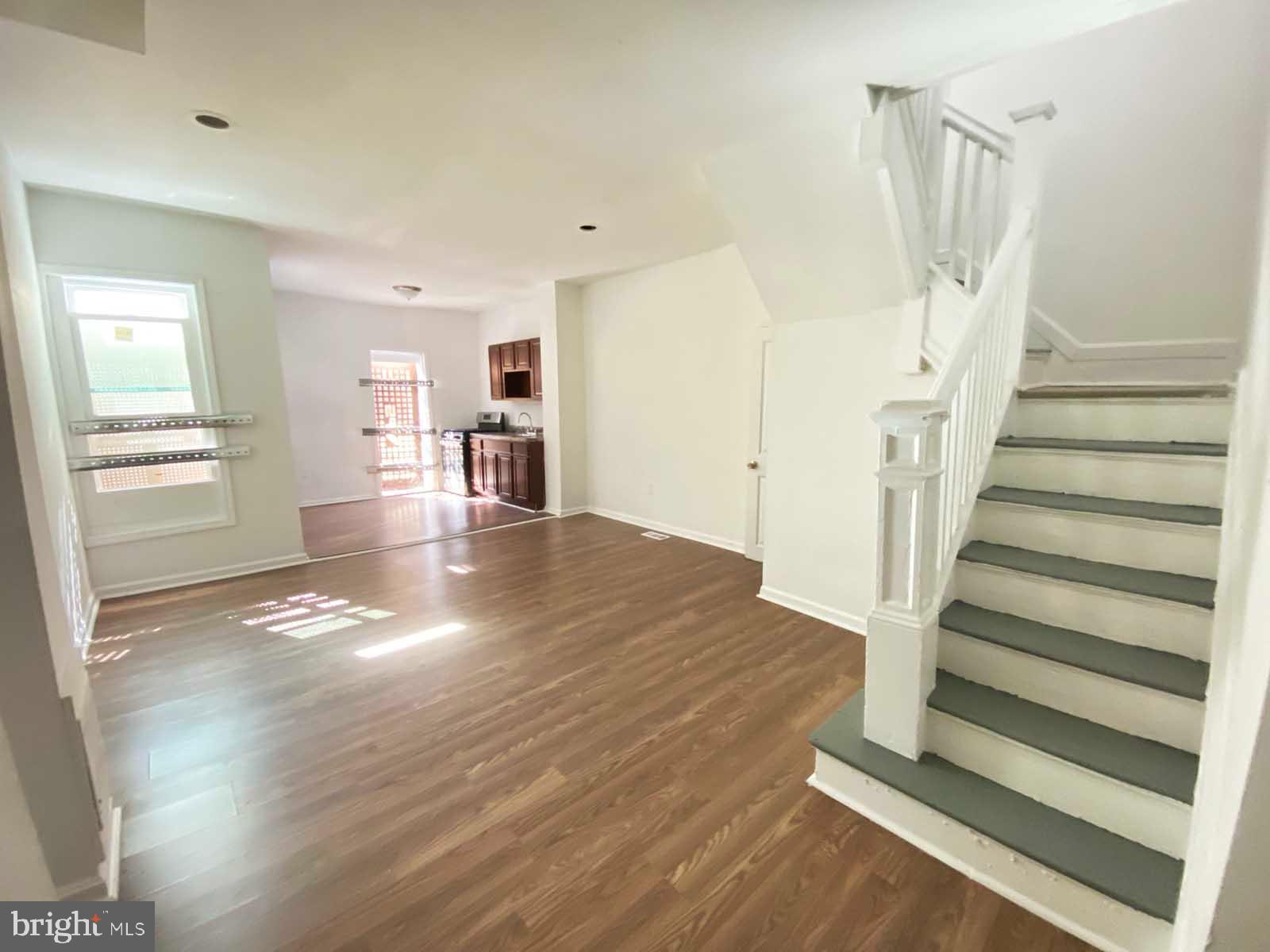 ROSEMONT - Residential Lease