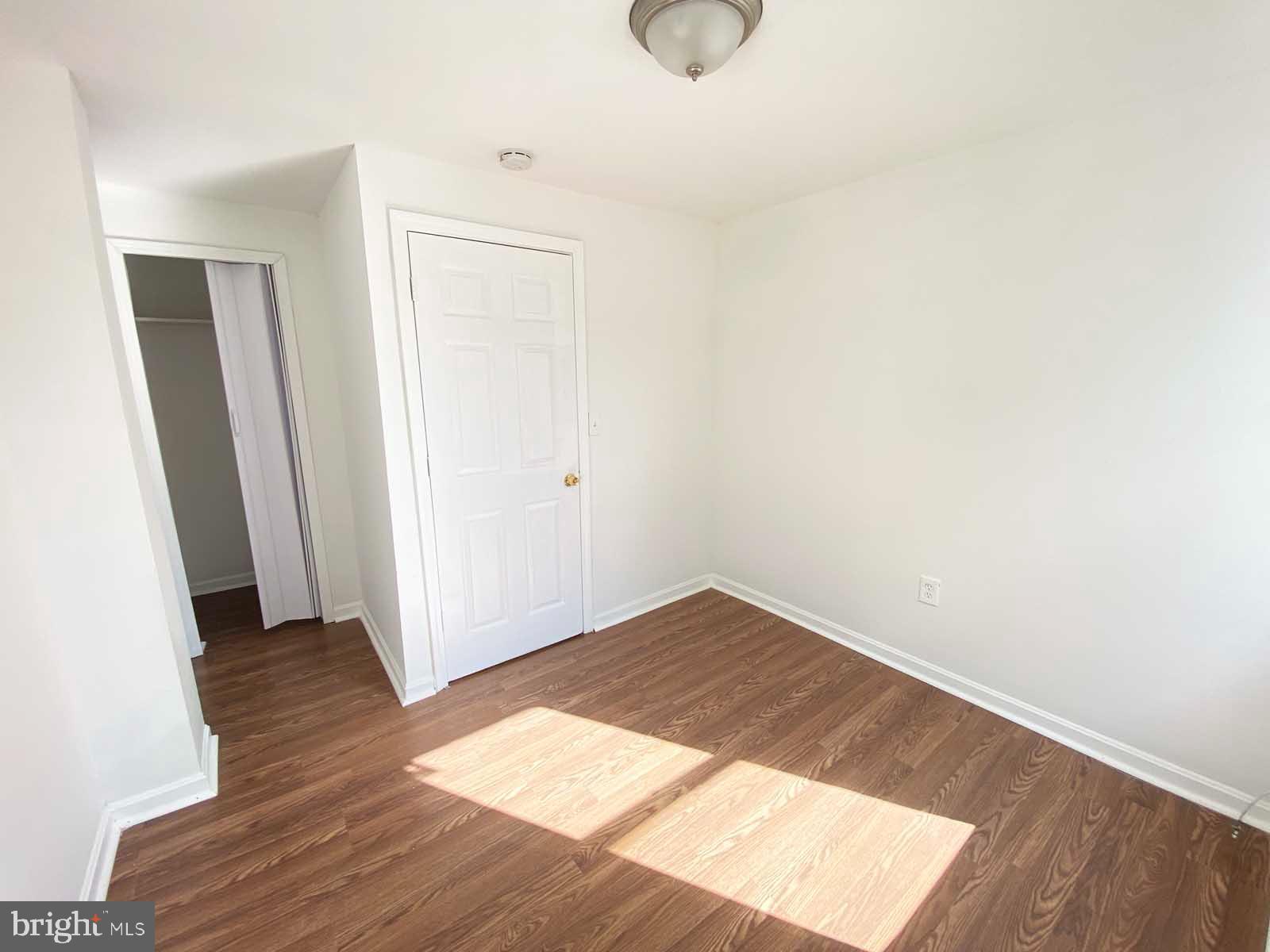 ROSEMONT - Residential Lease