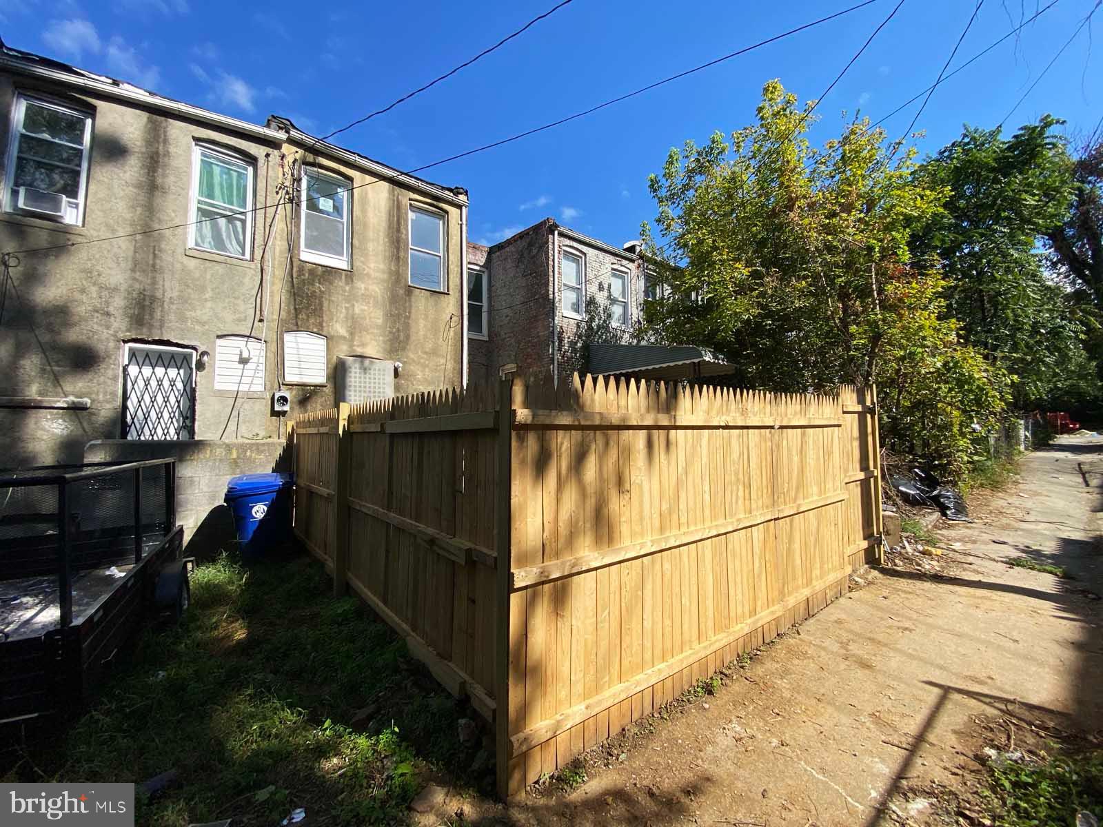 ROSEMONT - Residential Lease