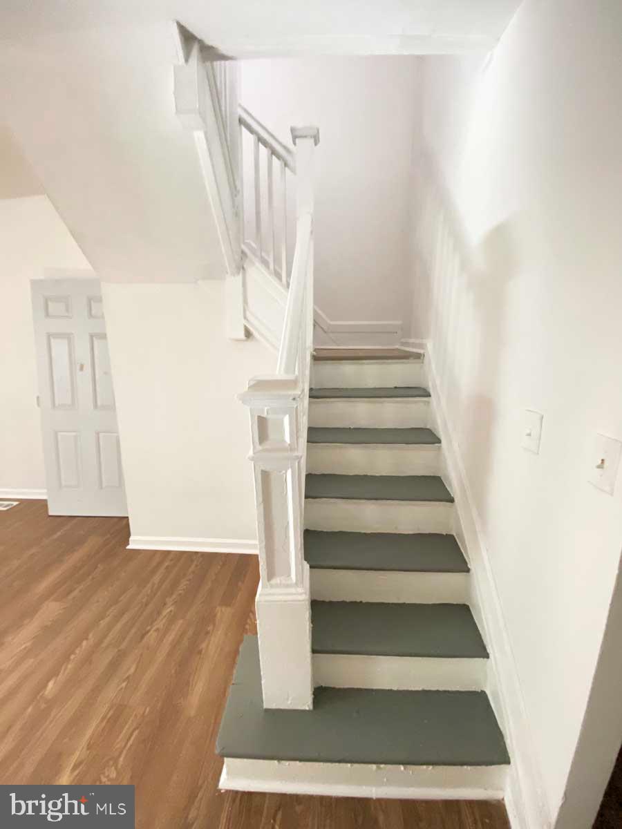 ROSEMONT - Residential Lease