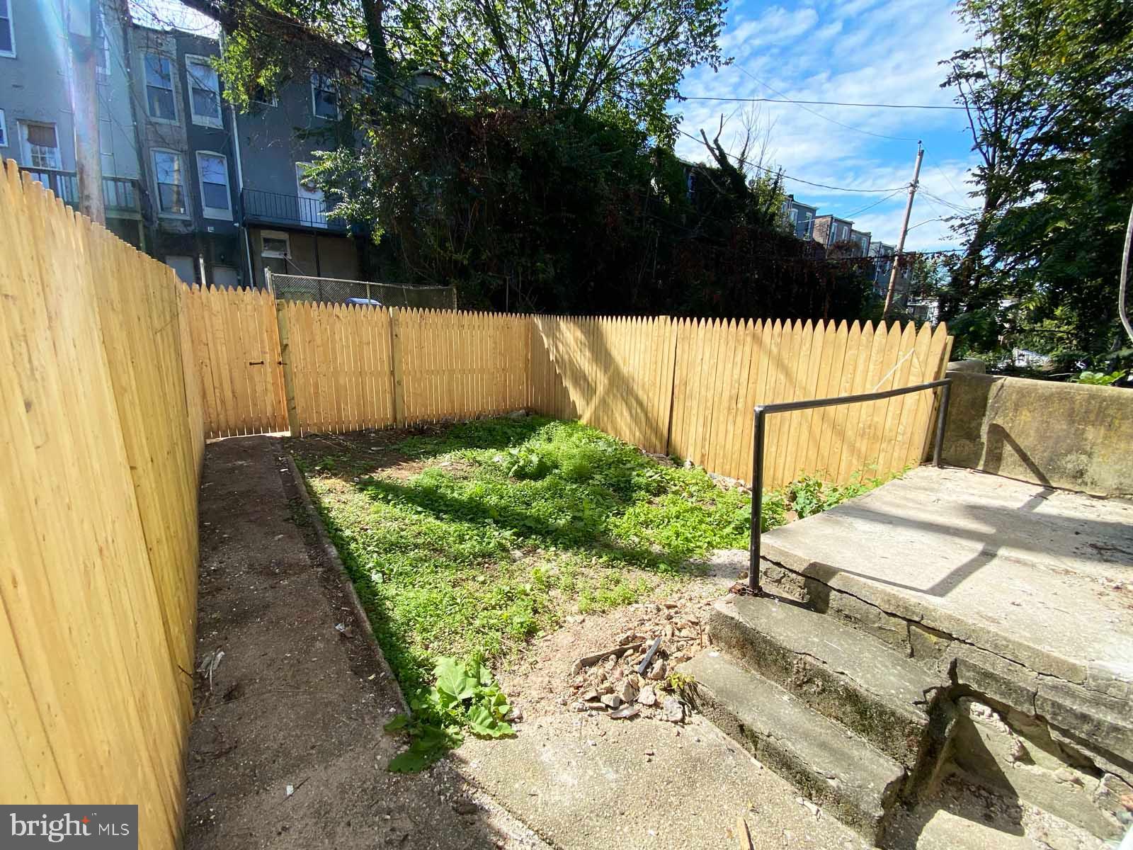 ROSEMONT - Residential Lease