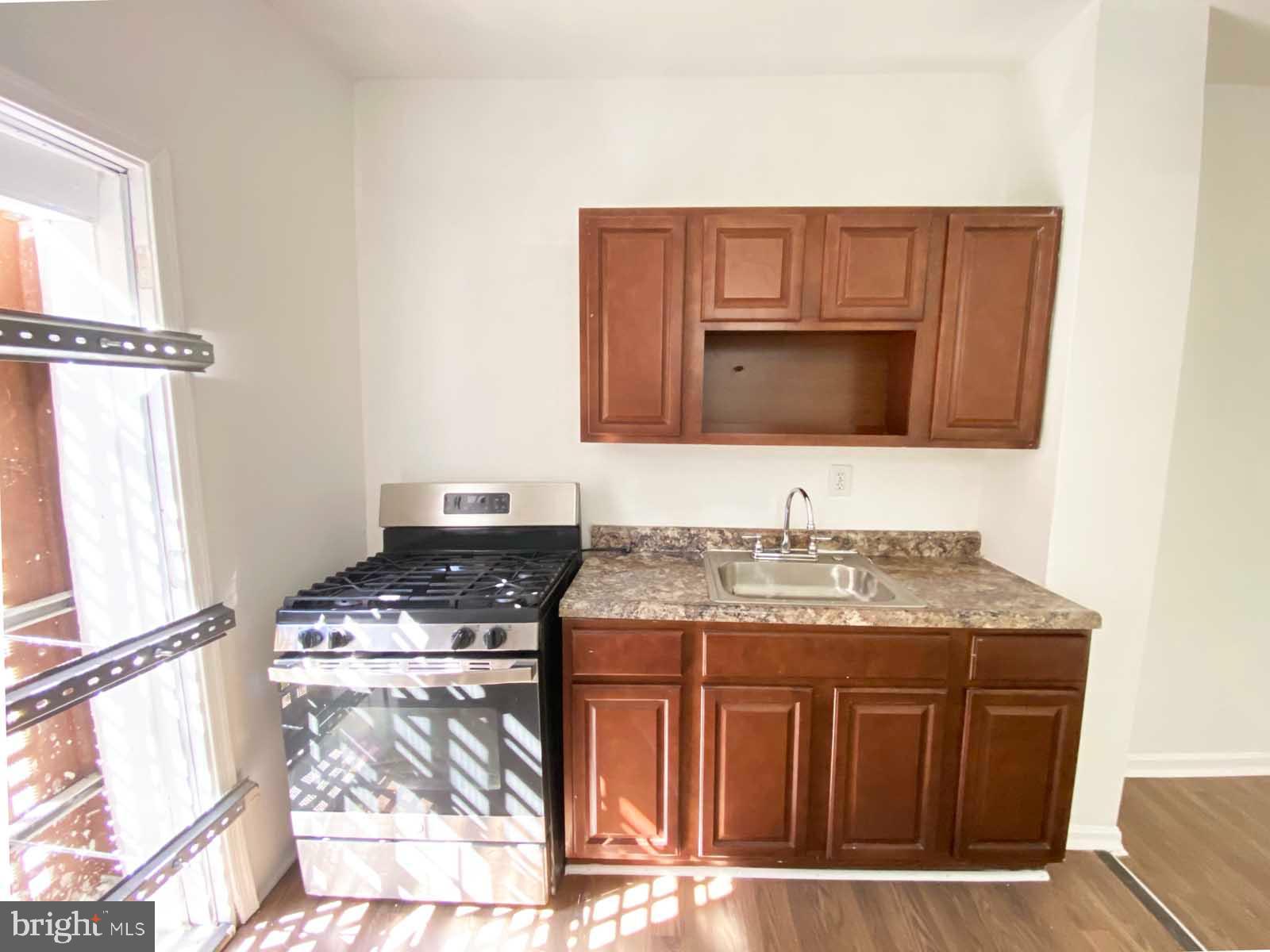 ROSEMONT - Residential Lease