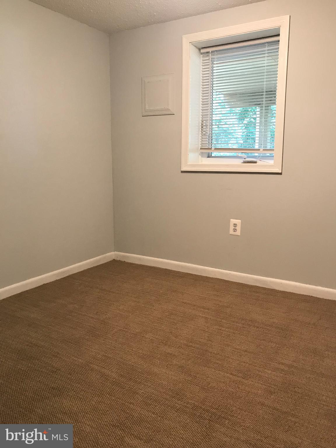 BURGUNDY VILLAGE - Residential Lease