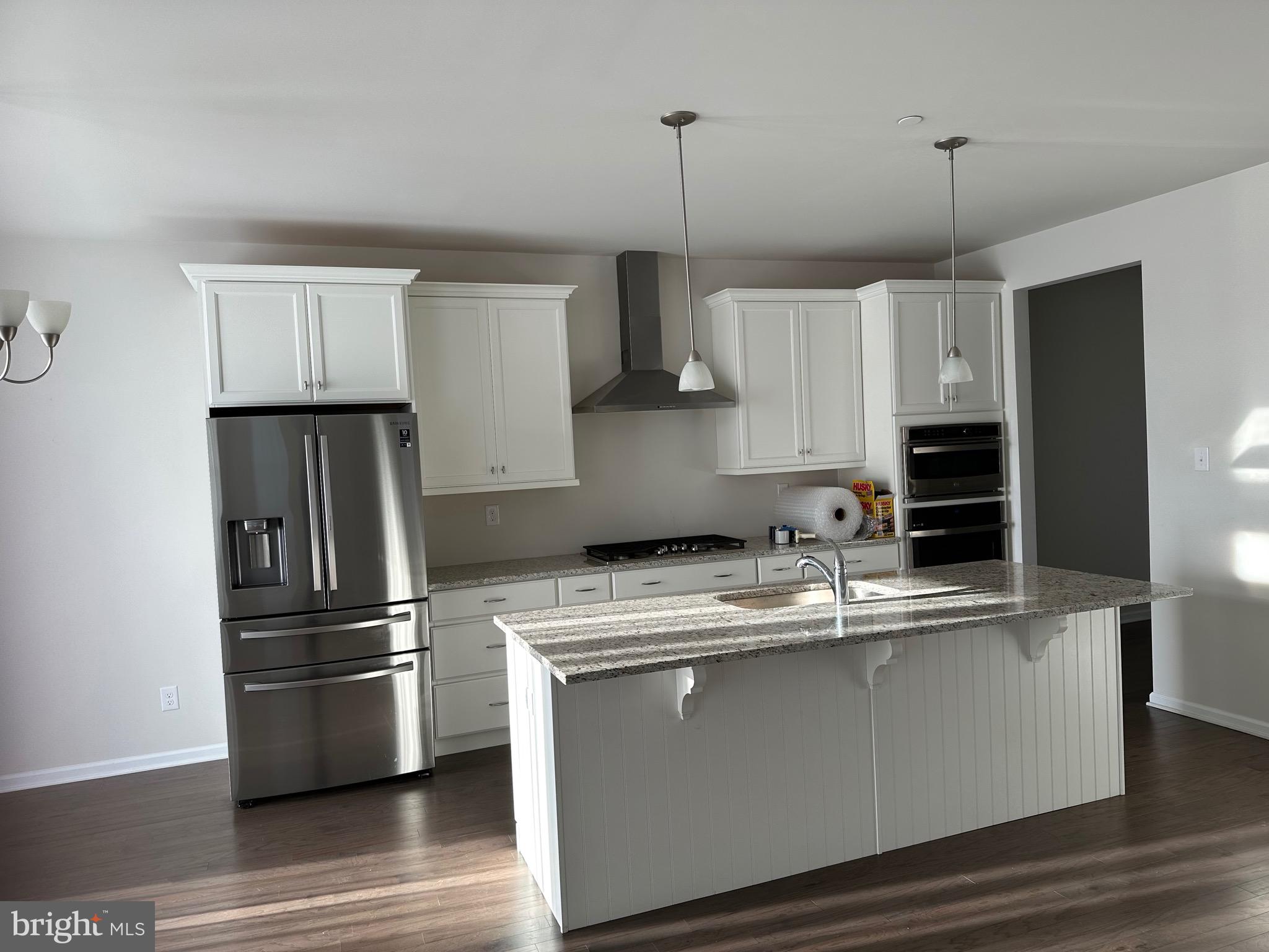 EAST VILLAGE - Residential Lease