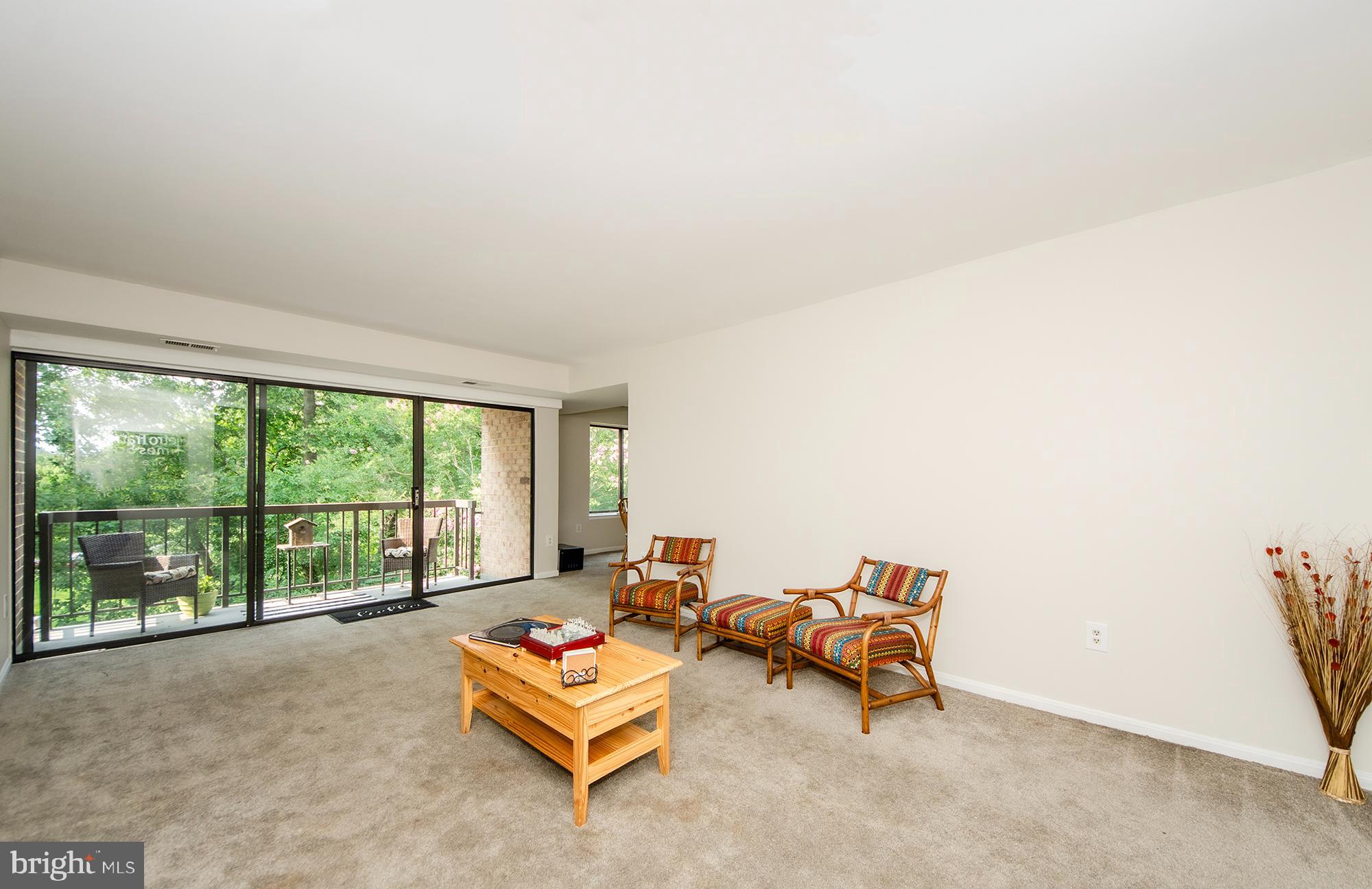 9737 KINGS CROWN COURT 202