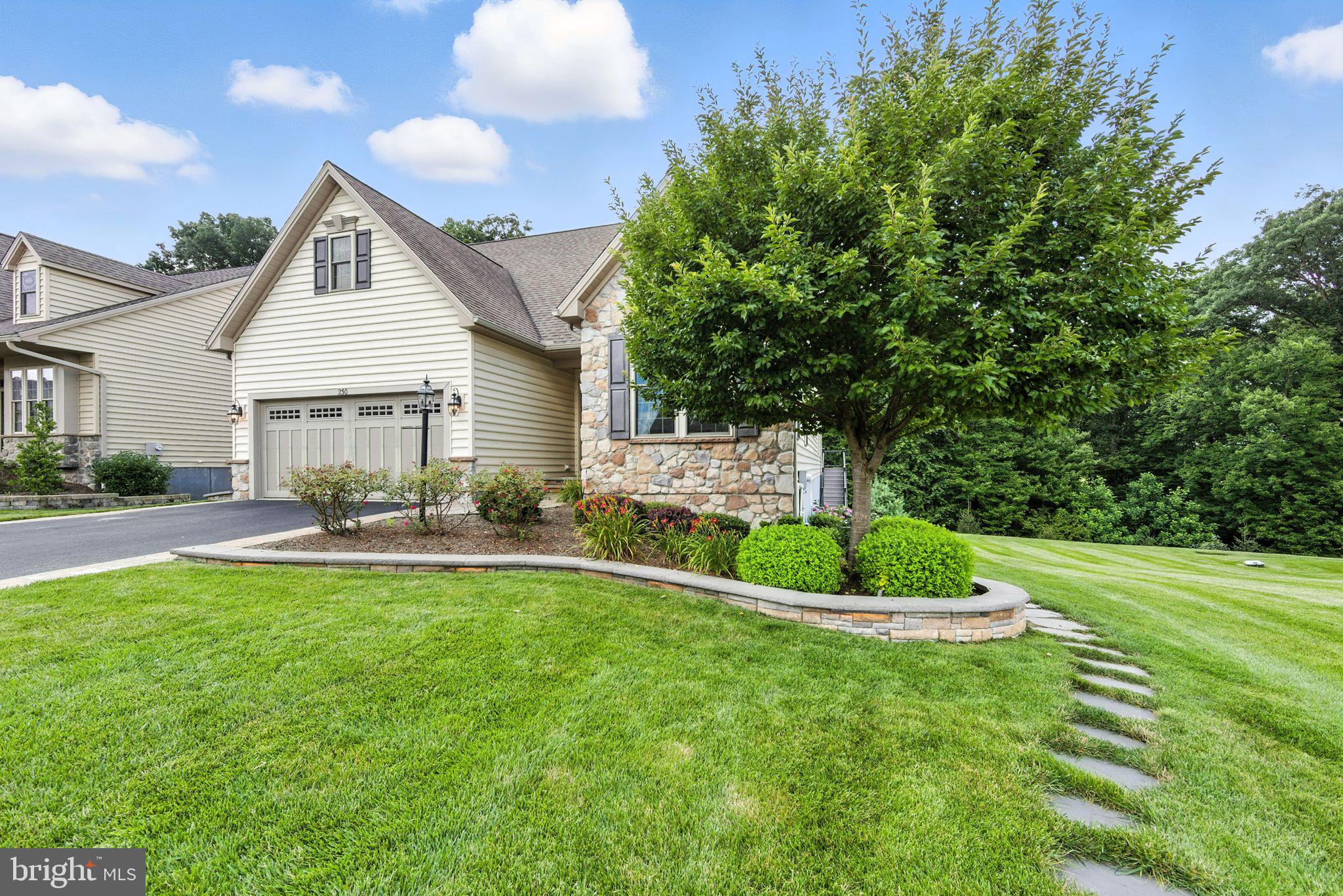 HONEYCROFT VILLAGE - Residential